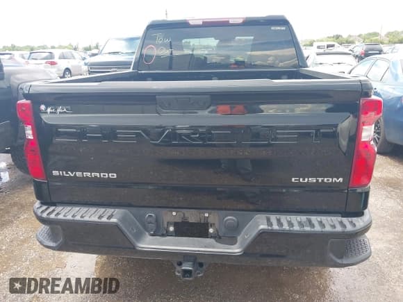 ✅ 2023 Chevrolet Silverado 1500 Custom • VIN: 3GCPABEK6PG212991 • Lot: 42938666. Wystawiony na IAAI z przebiegiem 68 960 mil. Bezpłatny archiwum sprzedaży aukcyjnych z USA i szczegółowy raport historii pojazdu na DreamBid. Zdjęcie 16.
