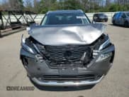 ✅ 2022 Nissan Rogue Platinum • VIN: JN8BT3DD8NW272254 • Lot: 65932025. Wystawiony na Copart z przebiegiem 36 968 mil. Bezpłatny archiwum sprzedaży aukcyjnych z USA i szczegółowy raport historii pojazdu na DreamBid. Zdjęcie 5.