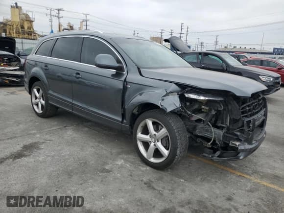 ✅ 2008 Audi Q7 Premium • VIN: WA1EY74L58D060186 • Lot: 59813095. Listed on Copart with 142,041 mi. Free auction sales archive from the USA and detailed vehicle history report at DreamBid. Image 4.
