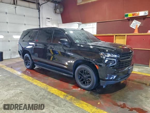 ✅ 2022 Chevrolet Suburban LT • VIN: 1GNSKCKD5NR313186 • Lot: 93771395. Listed on Copart with 224,424 mi. Free auction sales archive from the USA and detailed vehicle history report at DreamBid. Image 4.