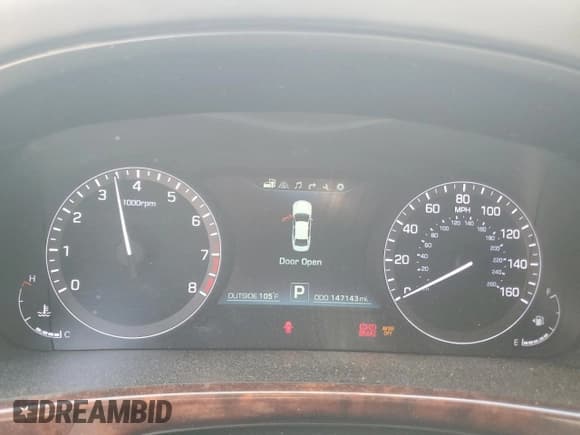 ✅ 2016 Hyundai Equus Signature • VIN: KMHGH4JHXGU103279 • Lot: 63026785. Listed on Copart with 147,143 mi. Free auction sales archive from the USA and detailed vehicle history report at DreamBid. Image 9.