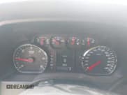 ✅ 2015 Chevrolet Silverado 2500HD Work Truck • VIN: 1GC2KUEG9FZ145624 • Lot: 42355233. Wystawiony na IAAI z przebiegiem 117 812 mil. Bezpłatny archiwum sprzedaży aukcyjnych z USA i szczegółowy raport historii pojazdu na DreamBid. Zdjęcie 7.