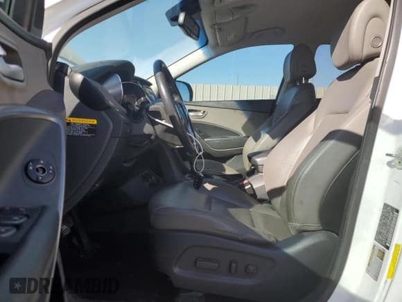 ✅ 2015 Hyundai Santa Fe Limited • VIN: KM8SN4HF9FU090871 • Лот: 64750673. Опубликован ранее на Copart с пробегом 106 356 миль. Бесплатный доступ к архиву аукционных продаж из США и подробный отчёт об истории автомобиля на DreamBid. Изображение 7.