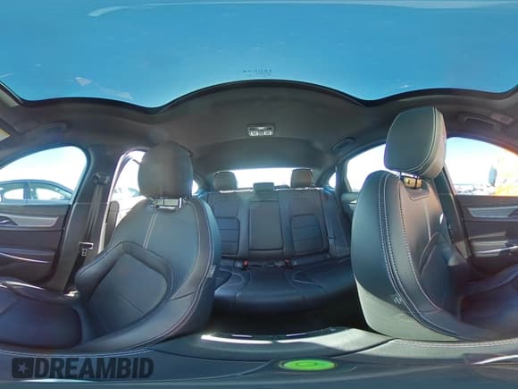 ✅ 2021 Jaguar XF R-Dynamic SE • VIN: SAJBL4GX4MCY88638 • Лот: 43249684. Опубликован ранее на Copart с пробегом 15 289 миль. Бесплатный доступ к архиву аукционных продаж из США и подробный отчёт об истории автомобиля на DreamBid. Изображение 13.