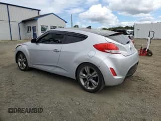 ✅ 2016 Hyundai Veloster • VIN: KMHTC6AD0GU302234 • Lot: 72372854. Listed on Copart with 89,373 mi. Free auction sales archive from the USA and detailed vehicle history report at DreamBid. Image 2.