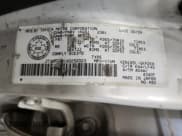 ✅ 1999 Toyota 4Runner Limited • VIN: JT3HN87R1X0252023 • Lot: 85947765. Wystawiony na Copart z przebiegiem 199 058 mil. Bezpłatny archiwum sprzedaży aukcyjnych z USA i szczegółowy raport historii pojazdu na DreamBid. Zdjęcie 14.