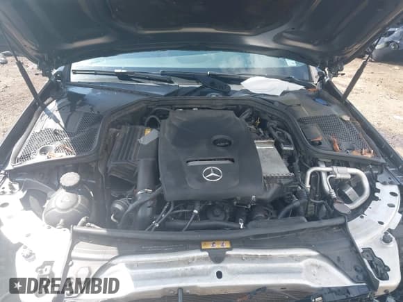 ✅ 2018 Mercedes-Benz C 300 • VIN: WDDWJ4KB3JF681630 • Lot: 40327445. Listed on IAAI with 90,967 mi. Free auction sales archive from the USA and detailed vehicle history report at DreamBid. Image 10.