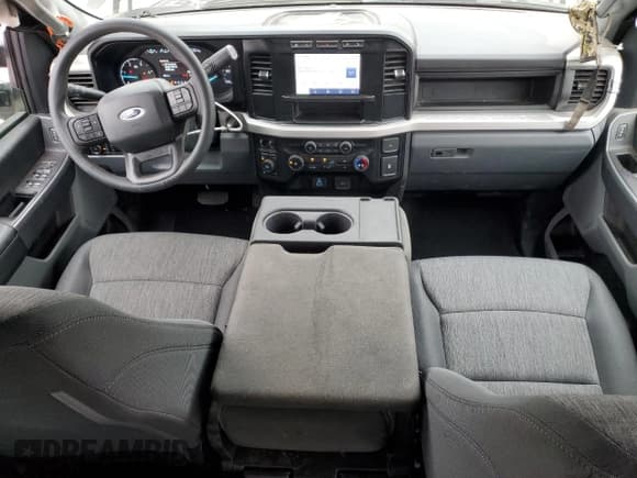 ✅ 2024 Ford F-350 XL • VIN: 1FT8W3BT7REC64682 • Лот: 77626014. Опубликован ранее на Copart с пробегом 11 506 миль. Бесплатный доступ к архиву аукционных продаж из США и подробный отчёт об истории автомобиля на DreamBid. Изображение 8.