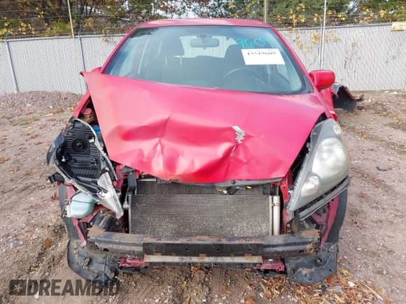 ✅ 2010 Honda Fit Sport • VIN: JHMGE8H40AC002089 • Lot: 43519609. Listed on IAAI with 174,526 mi. Free auction sales archive from the USA and detailed vehicle history report at DreamBid. Image 13.