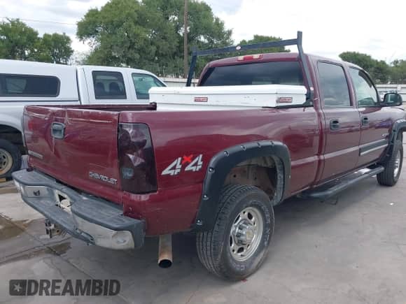 2003 Chevrolet Silverado 2500HD LS with VIN 1GCHK23U73F181039, listed as a IAAI auction lot 42962397 with 220,959 mi miles and . Bid and sale history available at DreamBid. Image 4.
