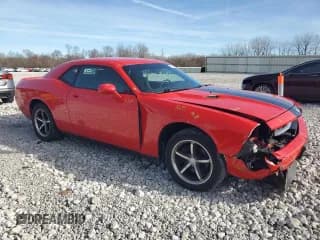 ✅ 2010 Dodge Challenger SE • VIN: 2B3CJ4DV3AH175364 • Lot: 79474104. Wystawiony na Copart z przebiegiem 143 266 mil. Bezpłatny archiwum sprzedaży aukcyjnych z USA i szczegółowy raport historii pojazdu na DreamBid. Zdjęcie 4.