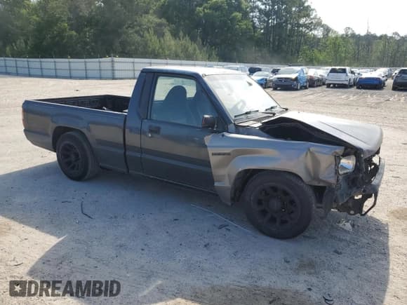 ✅ 1995 Mitsubishi Pickups • VIN: JA7LS21G9SP002223 • Lot: 54700735. Wystawiony na Copart z przebiegiem 260 251 mil. Bezpłatny archiwum sprzedaży aukcyjnych z USA i szczegółowy raport historii pojazdu na DreamBid. Zdjęcie 4.