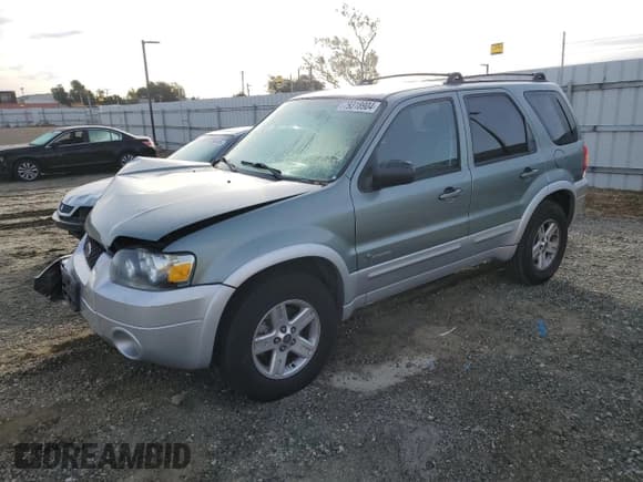 ✅ 2005 Ford Escape Hybrid • VIN: 1FMCU96HX5KC53207 • Lot: 79318904. Listed on Copart with 147,008 mi. Free auction sales archive from the USA and detailed vehicle history report at DreamBid. Image 1.