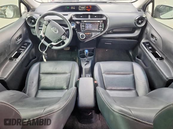 ✅ 2018 Toyota Prius One • VIN: JTDKDTB33J1608208 • Lot: 70415265. Listed on Copart with 69,273 mi. Free auction sales archive from the USA and detailed vehicle history report at DreamBid. Image 8.