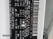 ✅ 2012 Hyundai Santa Fe Limited • VIN: 5XYZK4AG9CG138803 • Lot: 72385414. Listed on Copart with 140,718 mi. Free auction sales archive from the USA and detailed vehicle history report at DreamBid. Image 13.