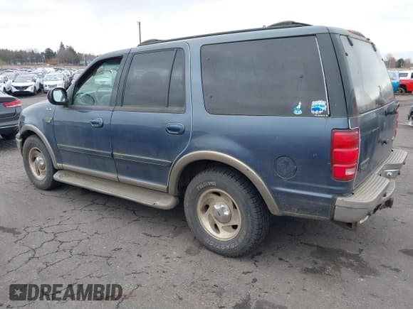 ✅ 2000 Ford Expedition Eddie Bauer • VIN: 1FMEU17L2YLB65800 • Lot: 41755476. Listed on IAAI with Not provided. Free auction sales archive from the USA and detailed vehicle history report at DreamBid. Image 3.