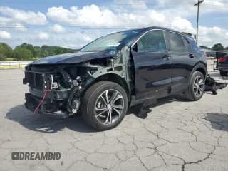 ✅ 2021 Buick Encore GX Select • VIN: KL4MMDS28MB062228 • Lot: 61237835. Wystawiony na Copart z przebiegiem 55 978 mil. Bezpłatny archiwum sprzedaży aukcyjnych z USA i szczegółowy raport historii pojazdu na DreamBid. Zdjęcie 1.