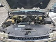 ✅ 2001 Chevrolet Silverado 2500HD LS • VIN: 1GCHK23U61F136848 • Lot: 92687445. Wystawiony na Copart z przebiegiem 252 847 mil. Bezpłatny archiwum sprzedaży aukcyjnych z USA i szczegółowy raport historii pojazdu na DreamBid. Zdjęcie 11.