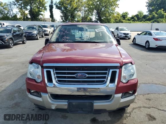 ✅ 2006 Ford Explorer Eddie Bauer • VIN: 1FMEU74876ZA05182 • Lot: 68308005. Wystawiony na Copart z przebiegiem 211 072 mil. Bezpłatny archiwum sprzedaży aukcyjnych z USA i szczegółowy raport historii pojazdu na DreamBid. Zdjęcie 5.