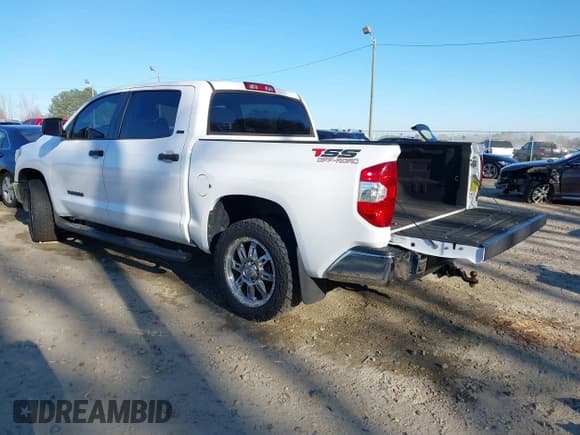 ✅ 2016 Toyota Tundra SR5 • VIN: 5TFEM5F1XGX106268 • Lot: 41674496. Listed on IAAI with 118,091 mi. Free auction sales archive from the USA and detailed vehicle history report at DreamBid. Image 3.