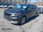 ✅ 2023 Kia Carnival LX • VIN: KNDNB4H38P6223514 • Lot: 41888398. Wystawiony na IAAI z przebiegiem 49 540 mil. Bezpłatny archiwum sprzedaży aukcyjnych z USA i szczegółowy raport historii pojazdu na DreamBid. Zdjęcie 17.