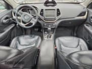 ✅ 2016 Jeep Cherokee Limited • VIN: 1C4PJMDSXGW280676 • Lot: 96619395. Wystawiony na Copart z przebiegiem 120 502 mil. Bezpłatny archiwum sprzedaży aukcyjnych z USA i szczegółowy raport historii pojazdu na DreamBid. Zdjęcie 8.