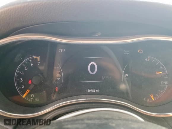 ✅ 2015 Jeep Grand Cherokee Laredo • VIN: 1C4RJEAG2FC721621 • Lot: 85723205. Listed on Copart with 159,755 mi. Free auction sales archive from the USA and detailed vehicle history report at DreamBid. Image 9.