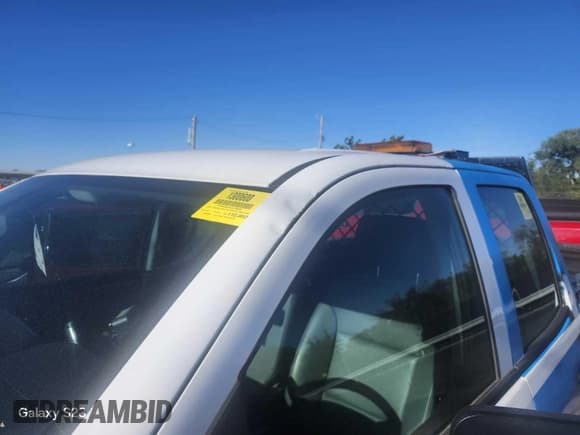 ✅ 2018 Chevrolet Silverado 1500 Work Truck • VIN: 1GCVKNEHXJZ339048 • Lot: 43721980. Wystawiony na IAAI z przebiegiem 112 037 mil. Bezpłatny archiwum sprzedaży aukcyjnych z USA i szczegółowy raport historii pojazdu na DreamBid. Zdjęcie 16.