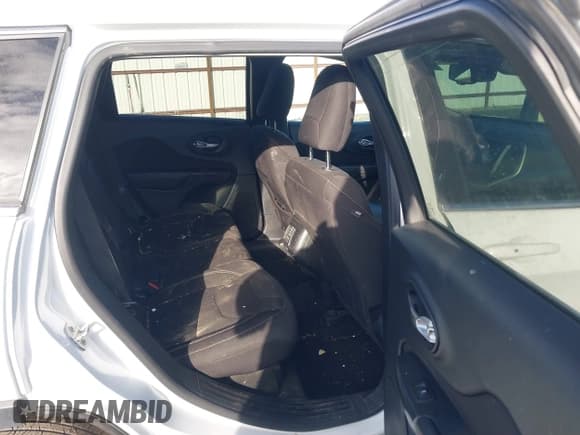 ✅ 2016 Jeep Cherokee North • VIN: 1C4PJLCB8GW160628 • Lot: 41783530. Listed on IAAI with 152,530 mi. Free auction sales archive from the USA and detailed vehicle history report at DreamBid. Image 8.