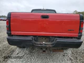 1997 Dodge 1500 z VIN 1B7HC16Y6VJ525353, wystawiony jako Copart lot #79489384 z przebiegiem 158 680 mil mil oraz Szkoda całkowita • Salvage title. Historia ofert i sprzedaży dostępna na DreamBid. Obrazek 6.