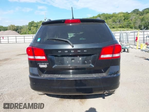 ✅ 2013 Dodge Journey Canada Value • VIN: 3C4PDCAB5DT634448 • Lot: 43091553. Listed on IAAI with 132,130 mi. Free auction sales archive from the USA and detailed vehicle history report at DreamBid. Image 17.