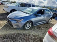 ✅ 2024 Toyota Corolla LE • VIN: 5YFB4MDE3RP220388 • Лот: 92939555. Опубликован ранее на Copart с пробегом 4 333 миль. Бесплатный доступ к архиву аукционных продаж из США и подробный отчёт об истории автомобиля на DreamBid. Изображение 1.