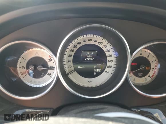 ✅ 2014 Mercedes-Benz CLS 550 • VIN: WDDLJ7DB1EA099174 • Lot: 52195725. Listed on Copart with 210,097 mi. Free auction sales archive from the USA and detailed vehicle history report at DreamBid. Image 9.