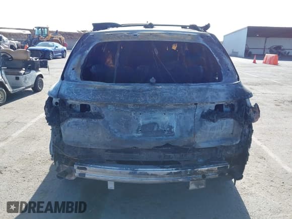 ✅ 2017 Acura MDX Technology • VIN: 5J8YD4H58HL001987 • Lot: 42790359. Listed on IAAI with Not provided. Free auction sales archive from the USA and detailed vehicle history report at DreamBid. Image 6.