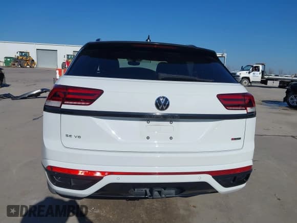 ✅ 2020 Volkswagen Atlas SE • VIN: 1V26E2CA1LC224018 • Lot: 41483941. Wystawiony na IAAI z przebiegiem 23 983 mil. Bezpłatny archiwum sprzedaży aukcyjnych z USA i szczegółowy raport historii pojazdu na DreamBid. Zdjęcie 17.
