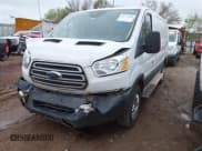 ✅ 2018 Ford Transit • VIN: 1FTYR1ZM6JKB17933 • Lot: 41777624. Wystawiony na IAAI z przebiegiem 225 123 mil. Bezpłatny archiwum sprzedaży aukcyjnych z USA i szczegółowy raport historii pojazdu na DreamBid. Zdjęcie 2.