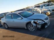 ✅ 2012 Nissan Altima S • VIN: 1N4AL2AP5CN561780 • Лот: 43459304. Опубликован ранее на IAAI с пробегом 155 356 миль. Бесплатный доступ к архиву аукционных продаж из США и подробный отчёт об истории автомобиля на DreamBid. Изображение 13.