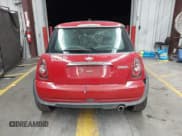 ✅ 2005 MINI Hardtop • VIN: WMWRC33485TJ63691 • Лот: 42672066. Опубликован ранее на IAAI с пробегом 183 614 миль. Бесплатный доступ к архиву аукционных продаж из США и подробный отчёт об истории автомобиля на DreamBid. Изображение 16.