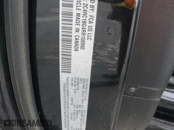 ✅ 2024 Chrysler Pacifica Touring L • VIN: 2C4RC1BG4RR100992 • Lot: 60261375. Wystawiony na Copart z przebiegiem Nie podano. Bezpłatny archiwum sprzedaży aukcyjnych z USA i szczegółowy raport historii pojazdu na DreamBid. Zdjęcie 13.