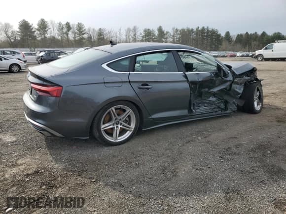 ✅ 2022 Audi A5 Sportback S line Premium Plus • VIN: WAUFACF50NA024891 • Лот: 51643235. Опубликован ранее на Copart с пробегом Не указан. Бесплатный доступ к архиву аукционных продаж из США и подробный отчёт об истории автомобиля на DreamBid. Изображение 3.