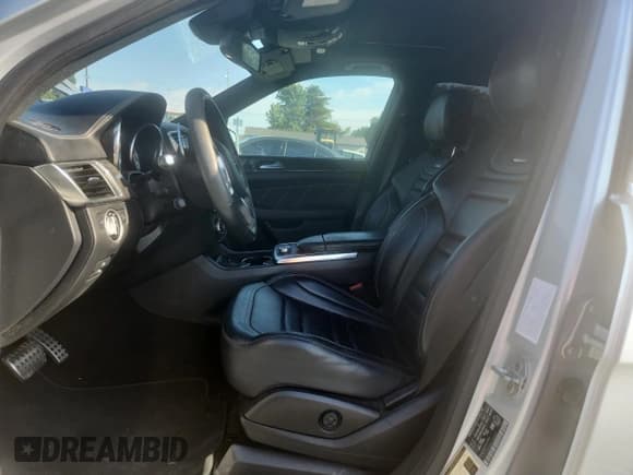 ✅ 2013 Mercedes-Benz M 63 AMG • VIN: 4JGDA7EB9DA130369 • Лот: 66120595. Опубликован ранее на Copart с пробегом 122 028 миль. Бесплатный доступ к архиву аукционных продаж из США и подробный отчёт об истории автомобиля на DreamBid. Изображение 7.