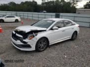 ✅ 2015 Hyundai Sonata Sport • VIN: 5NPE34AB0FH085244 • Лот: 68785502. Опубликован ранее на Copart с пробегом 137 979 миль. Бесплатный доступ к архиву аукционных продаж из США и подробный отчёт об истории автомобиля на DreamBid. Изображение 1.