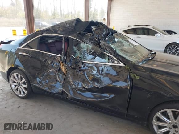 ✅ 2013 Cadillac ATS Luxury • VIN: 1G6AH5R36D0177782 • Lot: 43133738. Listed on IAAI with 111,293 mi. Free auction sales archive from the USA and detailed vehicle history report at DreamBid. Image 6.
