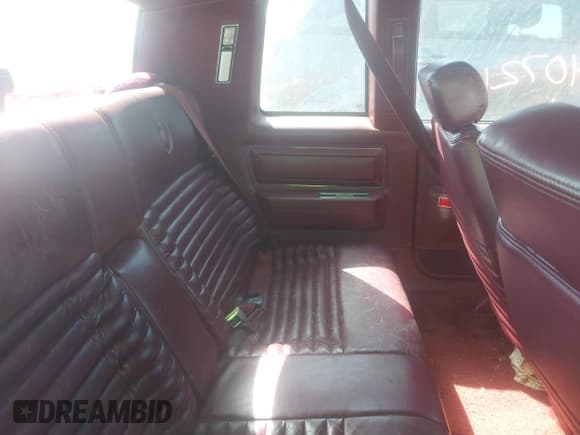 ✅ 1990 Cadillac Eldorado • VIN: 1G6EL1331LU620669 • Лот: 42040721. Опубликован ранее на IAAI с пробегом Не указан. Бесплатный доступ к архиву аукционных продаж из США и подробный отчёт об истории автомобиля на DreamBid. Изображение 8.