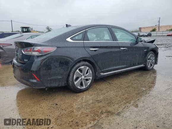 ✅ 2019 Hyundai Sonata Limited • VIN: KMHE54L25KA093361 • Лот: 57810885. Опубликован ранее на Copart с пробегом 29 278 миль. Бесплатный доступ к архиву аукционных продаж из США и подробный отчёт об истории автомобиля на DreamBid. Изображение 3.