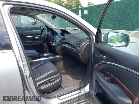 ✅ 2018 Acura MDX • VIN: 5J8YD3H3XJL002279 • Лот: 42995725. Опубликован ранее на IAAI с пробегом 66 546 миль. Бесплатный доступ к архиву аукционных продаж из США и подробный отчёт об истории автомобиля на DreamBid. Изображение 5.