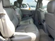 ✅ 2005 GMC Yukon SLT • VIN: 1GKEC13T65J239194 • Lot: 62904615. Wystawiony na Copart z przebiegiem 254 333 mil. Bezpłatny archiwum sprzedaży aukcyjnych z USA i szczegółowy raport historii pojazdu na DreamBid. Zdjęcie 11.