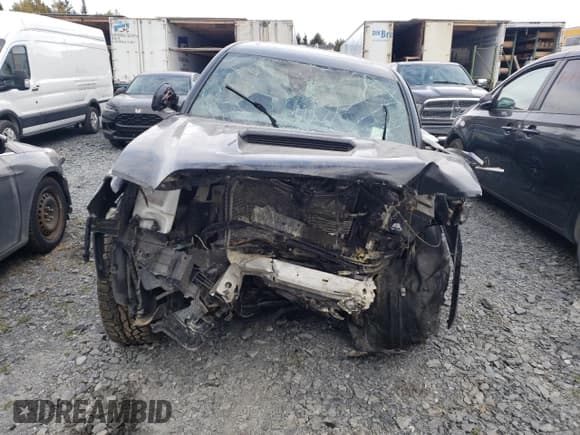 ✅ 2020 Toyota Tacoma SR5 • VIN: 5TFDZ5BNXLX050431 • Lot: 81043815. Listed on Copart with Not provided. Free auction sales archive from the USA and detailed vehicle history report at DreamBid. Image 5.