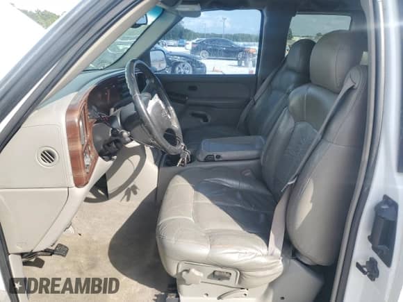 2001 Chevrolet Silverado 1500 LS с VIN 2GCEC19T911209002, выставлен на аукционе Copart как лот 89668405 с пробегом 134 020 миль миль и Списание • Salvage title. История ставок и продаж доступна на DreamBid. Изображение 7.