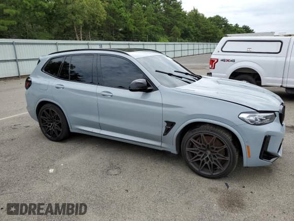 ✅ 2022 BMW X3 M • VIN: 5YM13EC02N9J64591 • Лот: 62077833. Опубликован ранее на Copart с пробегом 24 808 миль. Бесплатный доступ к архиву аукционных продаж из США и подробный отчёт об истории автомобиля на DreamBid. Изображение 4.